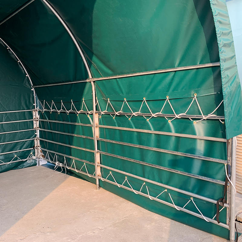 Chuồng chăn nuôi di động 4x4mx3,15m cho ngựa, bò, cừu